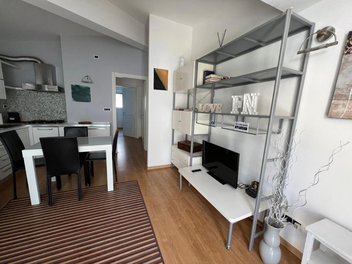 Silenzioso Loft A Due Passi Dal Viale Lägenhet Cuneo Exteriör bild